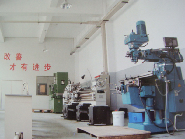 Machining lathe